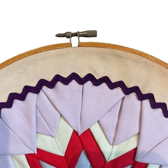 Vintage Quilted Folded Star Embroidery Hoop Wall Hanging Handmade - Picture 3 of 4